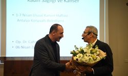 Konyaaltı Belediyesi’nden kanser farkındalığı söyleşisi