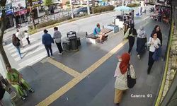 Bu kadarı da pes dedirtti: Yayalara çarptı, yerde yatarlarken kaçtı!