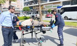 Dönüş manevrası faciası: Motosikletler çarpıştı, sürücü yaralandı