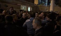 Kahramanmaraş Valisi Ünlüer'e hayatını kaybedenlerin yakınları tepki gösterdi!