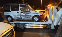 Ters yönde ilerleyen araç ortalığı birbirine kattı, zincirleme kaza yaşandı!