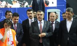 Bakan Tekin: “Mesleki eğitim yeniden güç kazanıyor”