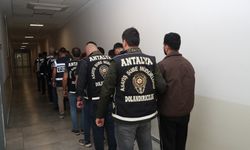 Antalya merkezli 8 ilde dev operasyon: 14 dolandırıcılık şüphelisi tutuklandı