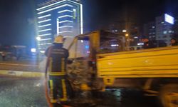 Patlama riskine rağmen yangına yaklaştı, vatandaşlar tepki gösterdi