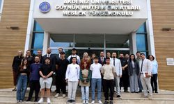 Rektör Özkan öğrencilere müjdeyi Kemer’den verdi