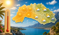 Antalya'da kavurucu sıcaklar etkisini sürdürüyor