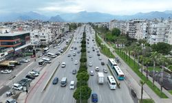 Antalya’da trafiği rahatlatacak çalışma: İşlek güzergahta düzenleme yapılıyor