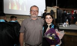 Herkes şaşırdı, o başardı:  59 erkek öğrenci arasında okuyup mezun oldu