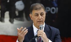 İzmir Büyükşehir Belediye Başkanı Cemil Tugay CHP’den istifa etti