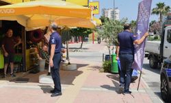 Konyaaltı’nda kaldırım işgallerine belediyeden müdahale: Cezai işlem uygulanıyor