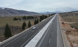 Korkuteli-Elmalı yolunda ulaşım süresi 25 dakikaya düştü