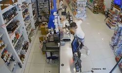 Marketi soydu, ç*cuklu otomobili kaçırdı! Kaçarken cep telefonu g*sp etti