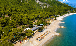 Antalya'da denizin dibinde kamp keyfi! İşte çadır ve karavan için 7 nokta