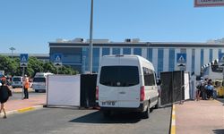 Antalya Havalimanı’nda d*hşet! Emekli polis, kız arkadaşını öld*rdü