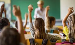 TÜİK verileri açıkladı! Antalya eğitim süresinde komşularının gerisinde