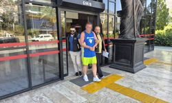 Alanya tatili cezaevinde bitti! Türk bayrağına yaptığı hareket tutuklama getirdi