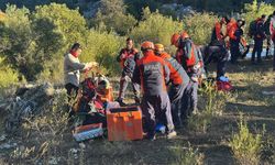 14 gönüllü mahsur kaldı! Yazılı Kanyon’da mücadele: Antalya ekipleri de sahada