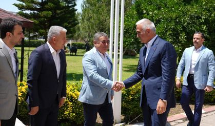 Bakan Ersoy Serik ve Aksu’da devam eden yatırımları değerlendirdi