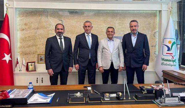 TFF Başkanı Manavgat Belediye Başkanı ile bir araya geldi