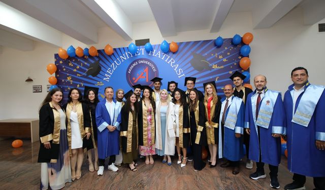 Genç mühendisler mezuniyet sevinci yaşadı