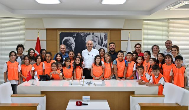 Minik ziyaretçilerden büyük sorular