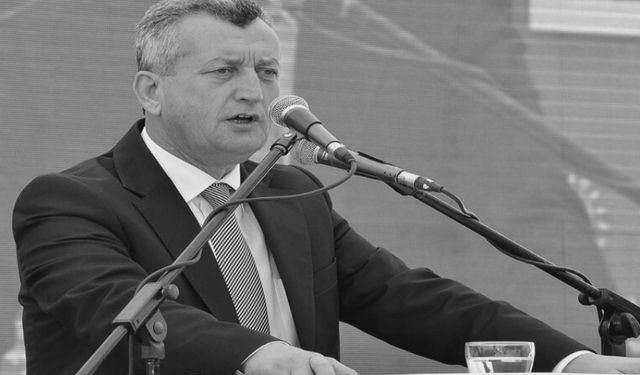 Denizde kalp krizi geçiren eski belediye başkanı öldü