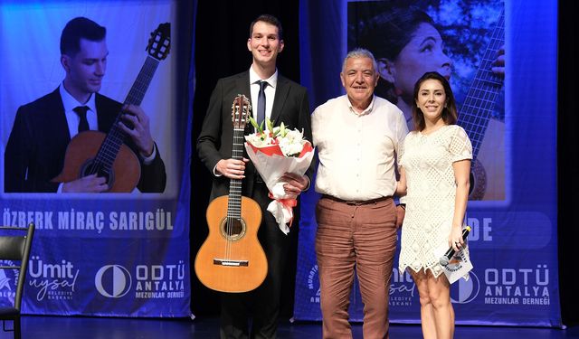 Gitar tutkunları Antalya’da festivalde buluştu