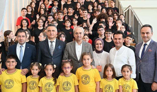 Kepez’de bilim rüzgarı: Eğlenerek öğreniyorlar