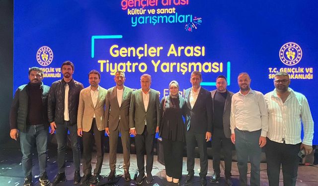 Bakan Bak: “Gençler Türkiye yüzyılının gücü olacak”