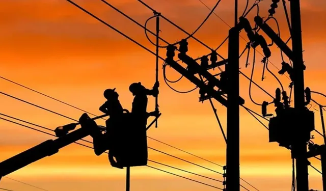 Manavgat'ta uzun süreli elektrik kesintisi gündemde! (20 Ocak Salı)