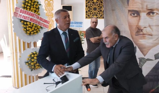 İYİ Parti’de gergin anlar: Kürsü devrildi