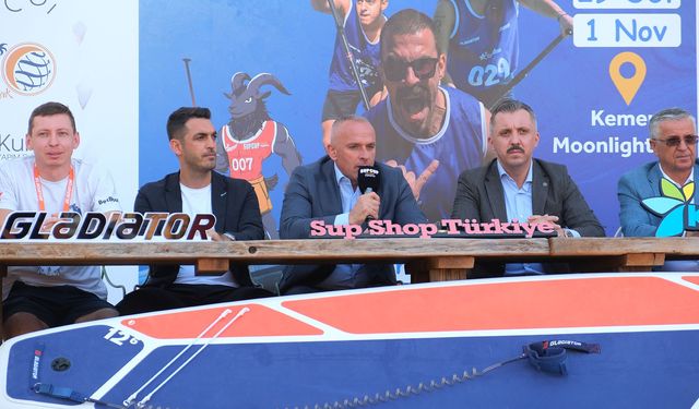 Kemer’de spor ve Cumhuriyet coşkusu bir arada