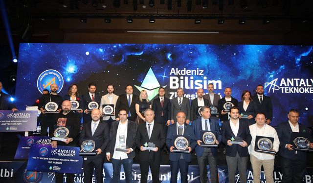 Akdeniz Üniversitesi Bilişim Zirvesi'ne hazırlanıyor
