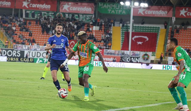 Alanyaspor- Kasımpaşa maçında kim kazandı? Mücadele kaç kaç bitti?
