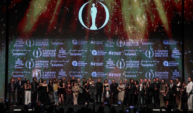 Altın Portakal'da o film ödüle doymadı! 7 ödül aldı!