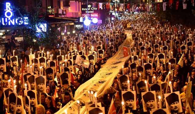 Antalya Ata’ya Saygı Yürüyüşü’nde buluşuyor