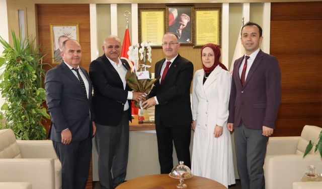 Eğitim Bir Sen’den Antalya Milli Eğitim Müdürü’ne 24 Kasım ziyareti