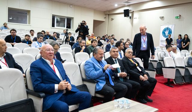 Kepez Devlet Hastanesi’nde Uluslararası El Bileği Artroskopi Kongresi