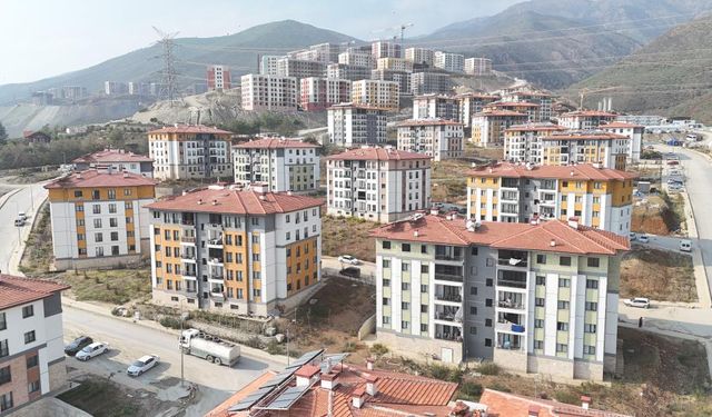 Hatay’da deprem konutları, kira fiyatlarını düşürdü