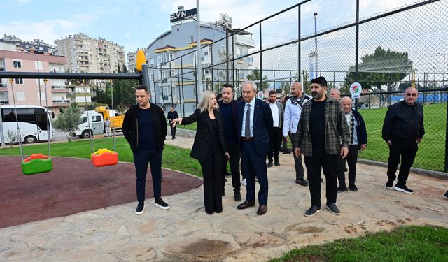 Kepez’de futbol atağı: Saha belediyeden goller çocuklardan