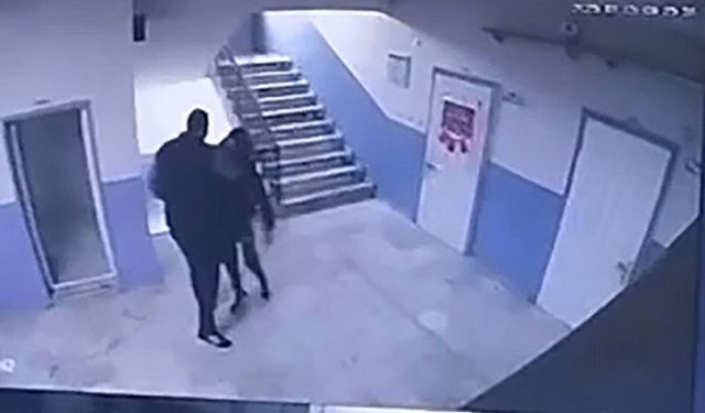 Okul müdürü otizmli çocuğu merdivenden itti!