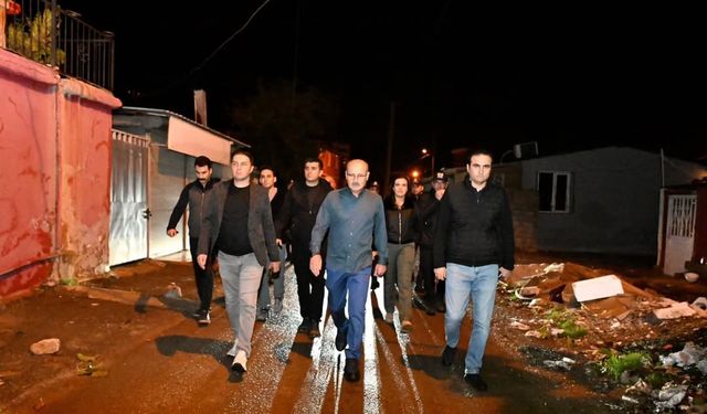 Zeytinköy'e yasaklı madde almaya gittiler, il emniyet müdürüne yakalandılar!