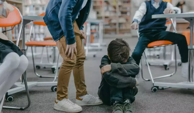 Akran zorbalığına yeni önlem: Okula başlama yaşı değişiyor