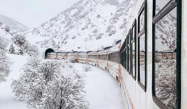 Turistik Doğu Ekspresi seferleri başladı: İşte dudak uçuklatan bilet fiyatları…