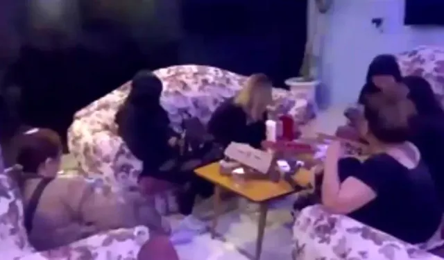 Ekipler alarma geçti! Fuhuş operasyonunda gizli bölmeye 6 kadın saklandı!