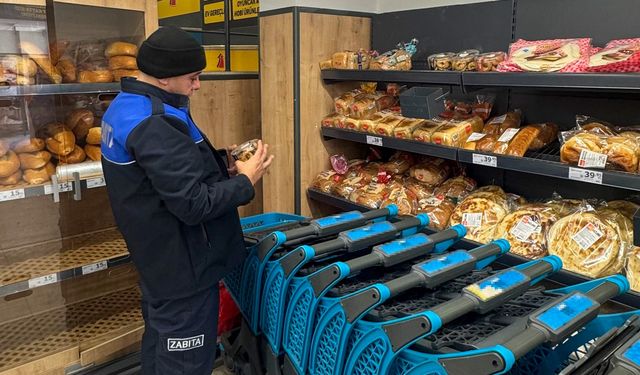 Manavgat’ta denetim: Ruhsatsız işletmeler mühürlendi