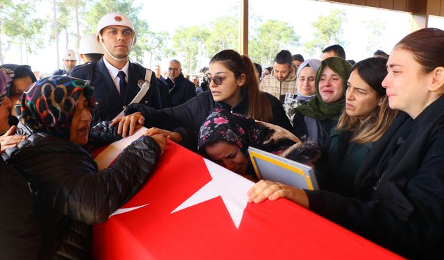 Kazada ATT eşi hayatını kaybetmişti, talebi yürek burktu! "Şehit eşi olmak istiyorum"