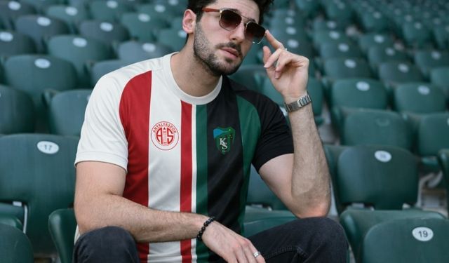 Sahada rekabet, tribünde kardeşlik: Antalyaspor ve Kocaelispor tek formada buluştu