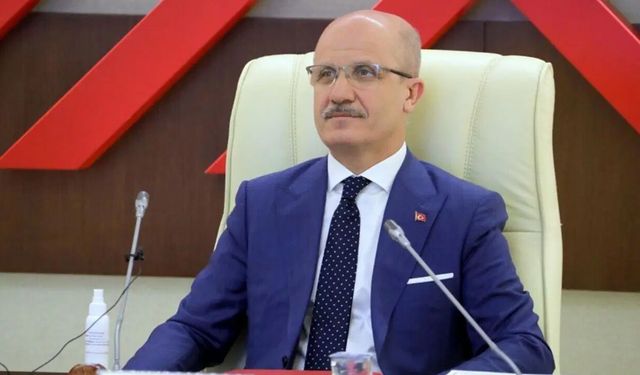 Üniversite eğitimi 3 yıla düşüyor: YÖK Başkanı açıkladı