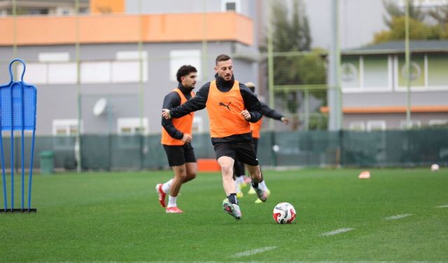 Süper Lig'in 20. haftası için Alanyaspor hazırlıklarını sürdürüyor